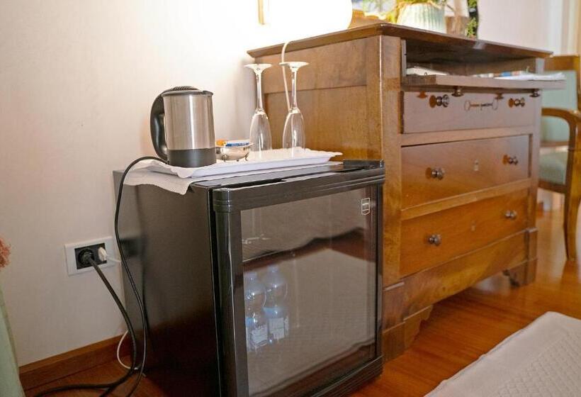 پانسیون Mini Suite Deluxe Isola Di Mezzo