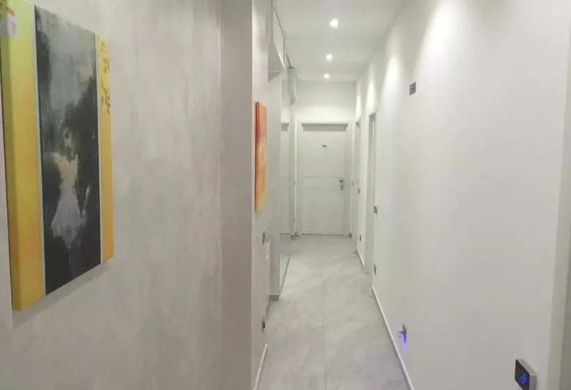 پانسیون Picaflor Art & Rooms