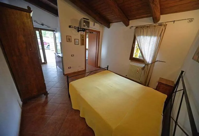 ホテル Agriturismo Calderino