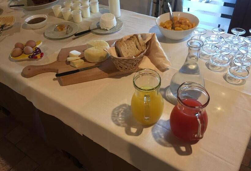 ホテル Agriturismo Colle Tripio