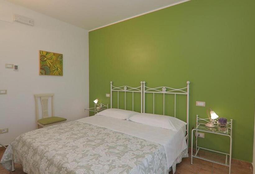 호텔 Agriturismo Colle Tripio