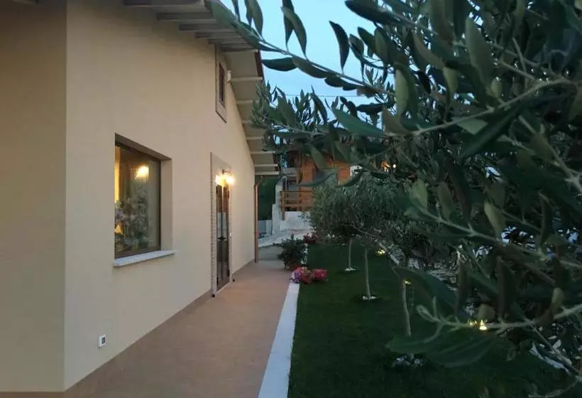 ホテル Agriturismo Colle Tripio