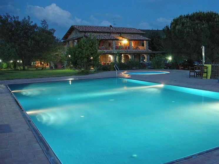 Отель Agriturismo Podere Gozzuto