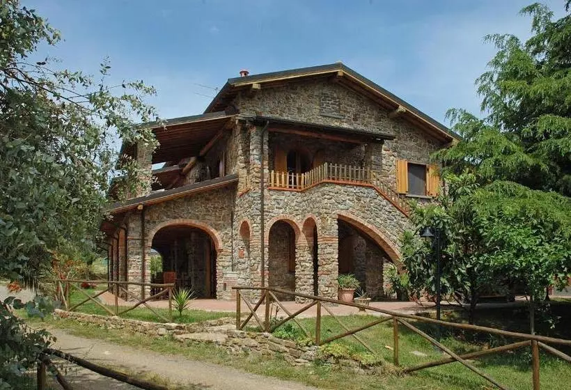 Hotelli Agriturismo Podere Gozzuto
