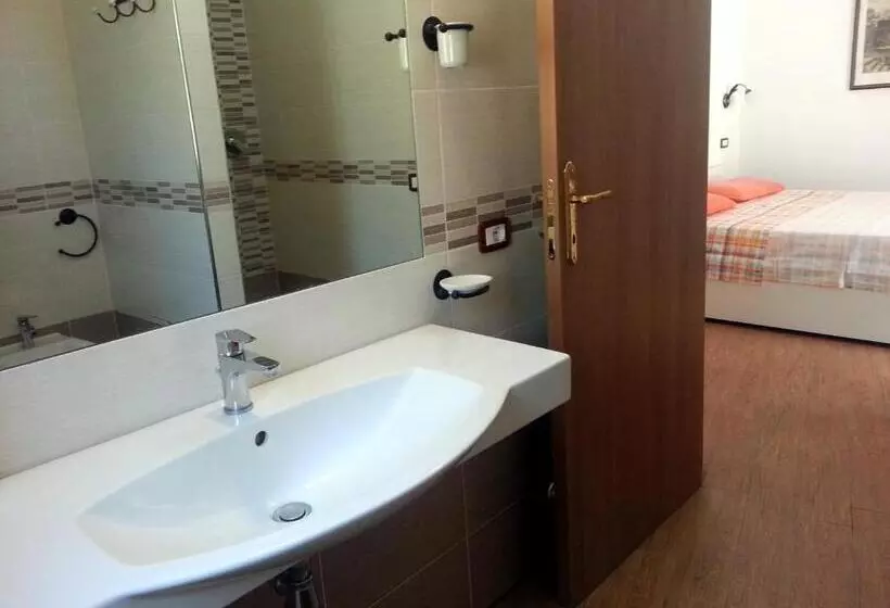 Hotelli Agriturismo Val Di Nappo