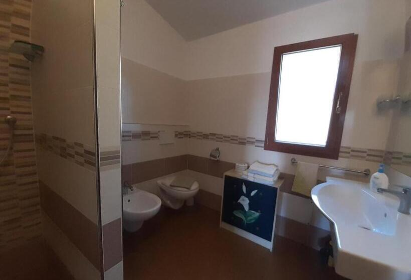 هتل Agriturismo Val Di Nappo