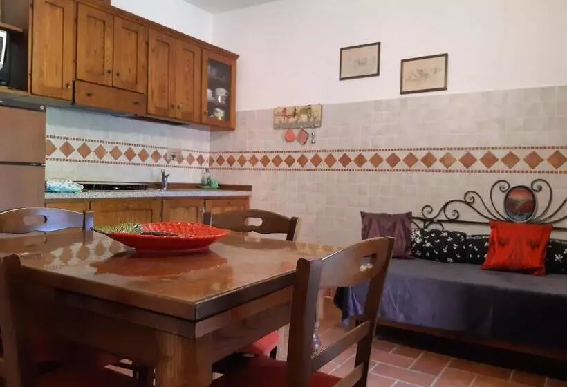 Hotelli Agriturismo Val Di Nappo