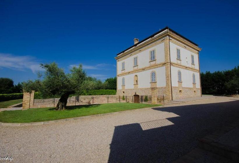 호텔 Il Casino Di Remartello