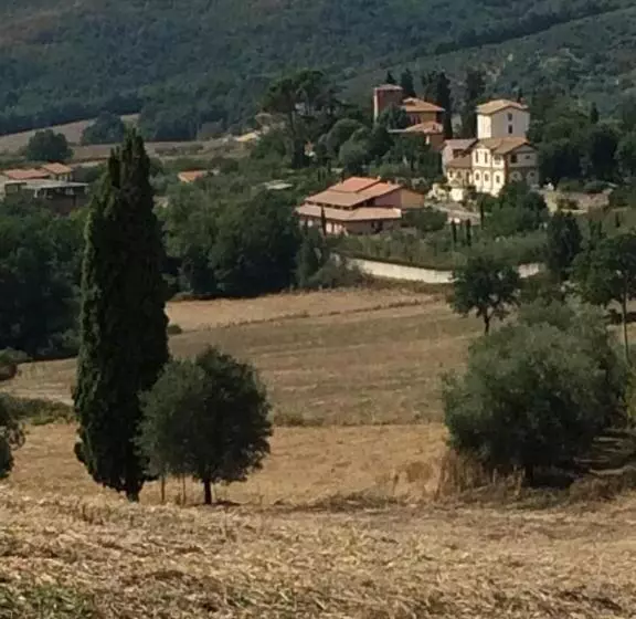 Hotelli Tenuta Di Vico Moricino