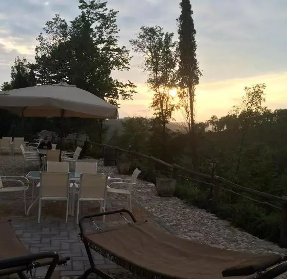 Hotelli Tenuta Di Vico Moricino