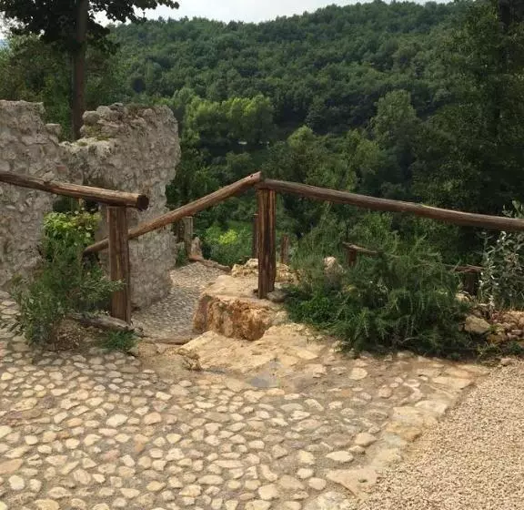 Hotelli Tenuta Di Vico Moricino