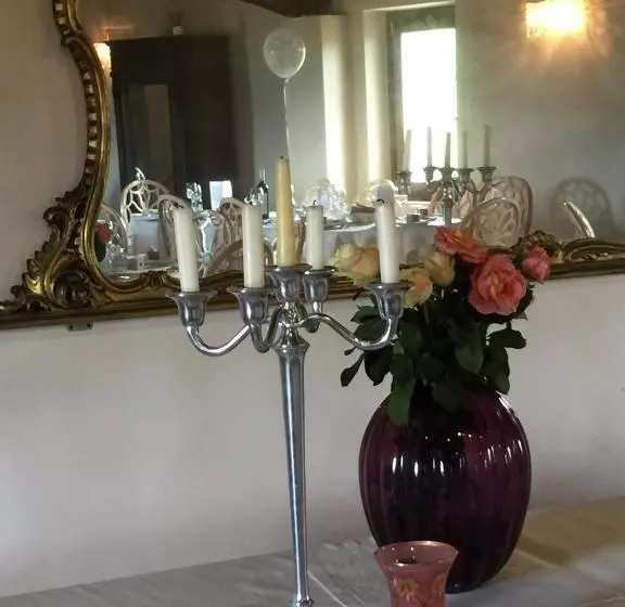 Hotelli Tenuta Di Vico Moricino