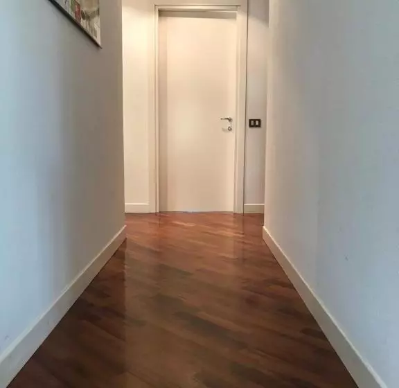 پانسیون Guesthouse Flora