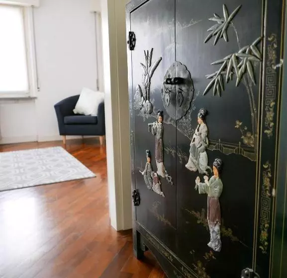 پانسیون Guesthouse Flora