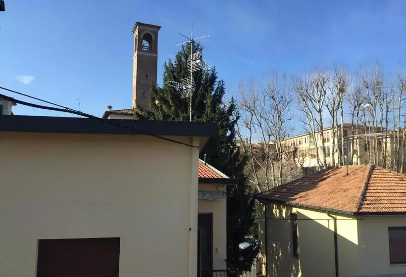 پانسیون Guesthouse Flora