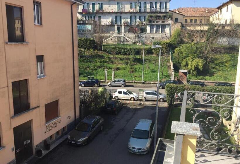 펜션 Guesthouse Flora