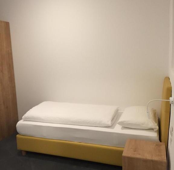 펜션 R&b La Calzoleria