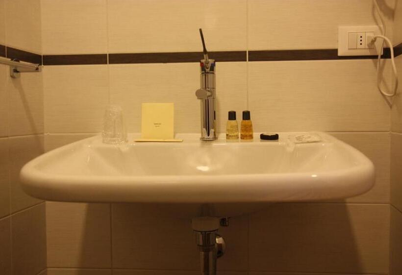 ユースホステル Locanda Il Monastero