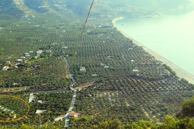 هتل Agriturismo Antichi Ulivi