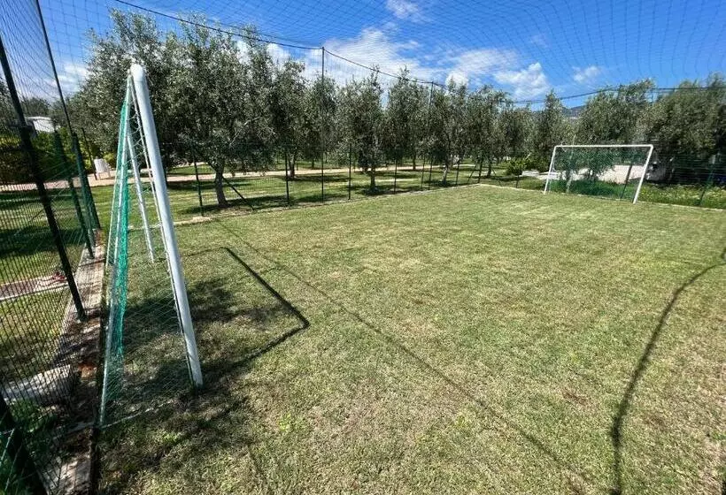 هتل Agriturismo Antichi Ulivi