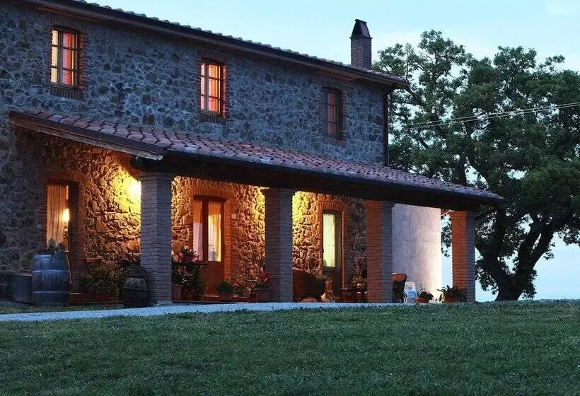 Hotelli Agriturismo Belvedere Di Pierini E Brugi