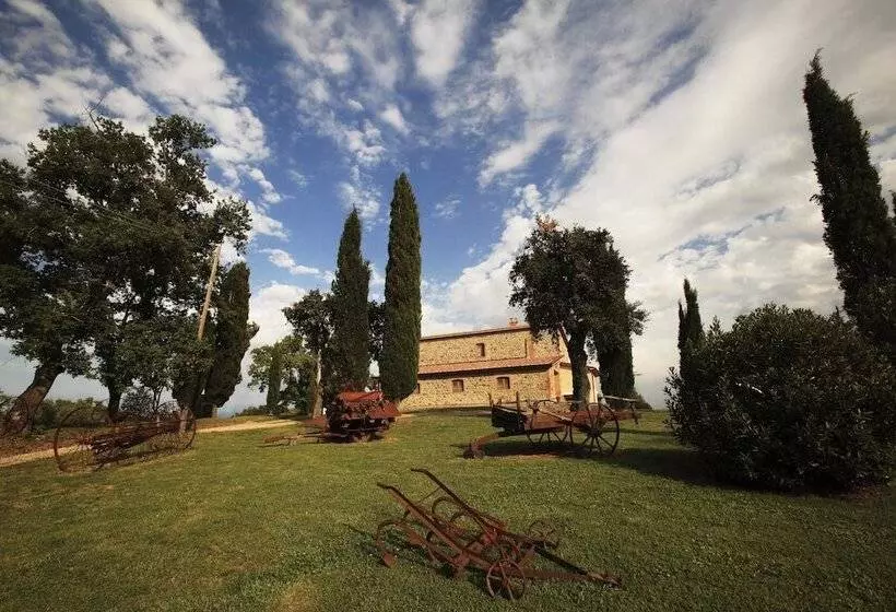 Hotelli Agriturismo Belvedere Di Pierini E Brugi
