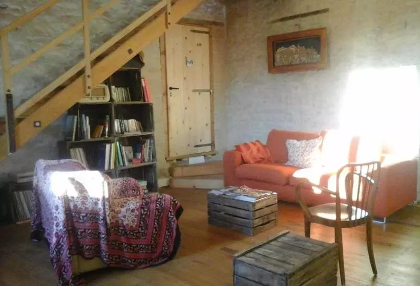 ホテル Agriturismo Monte Genesio