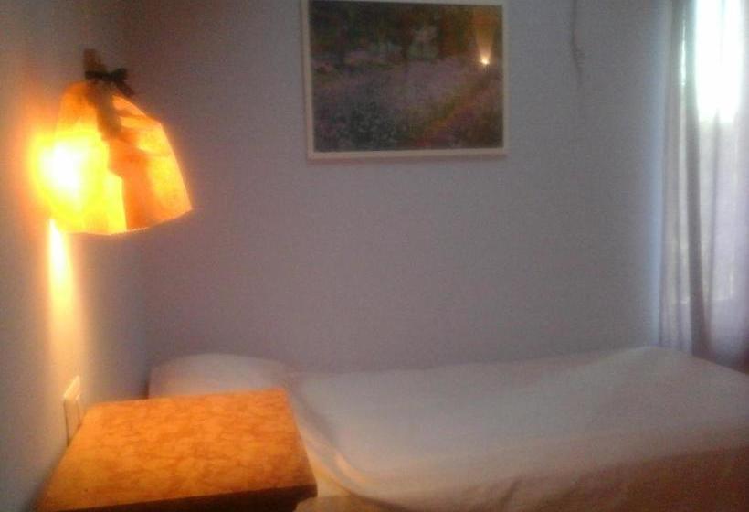 Отель Agriturismo Monte Genesio