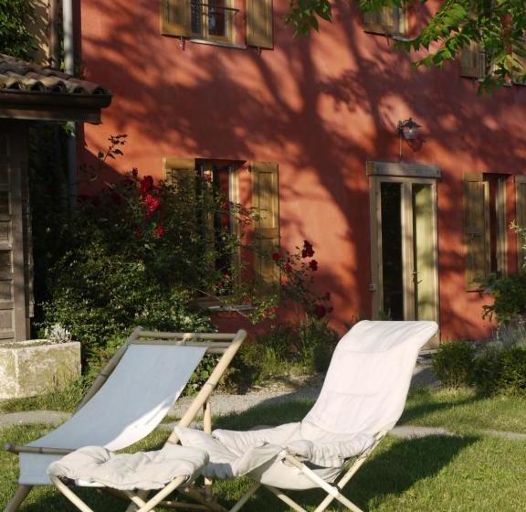 Отель Agriturismo Monte Genesio