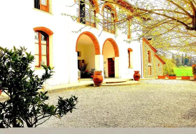 هتل Bacco A Petroio