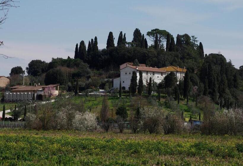 ホテル Bacco A Petroio