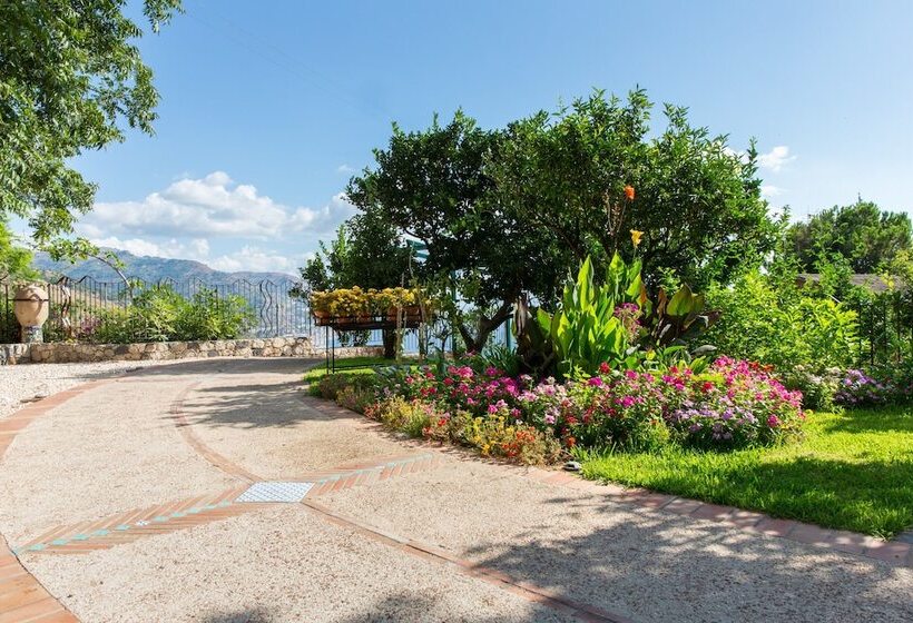 Medea Residence Appartamenti Vacanze