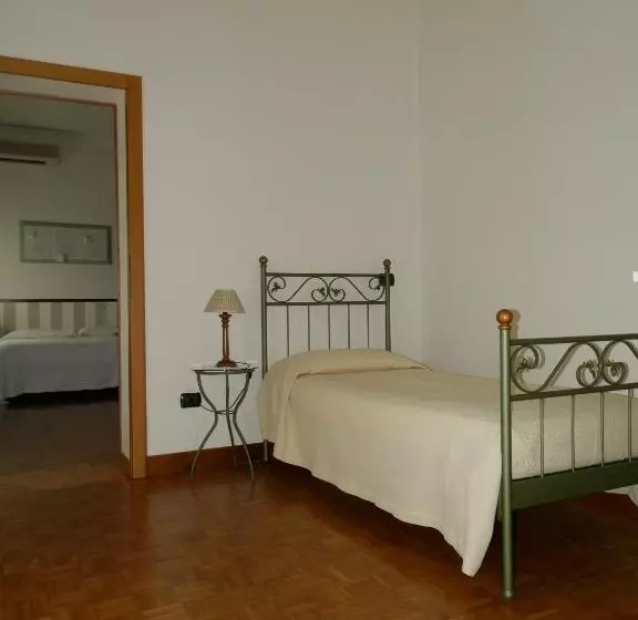 ホテル Agriturismo Cà Rossa