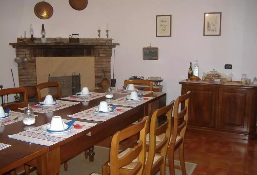 ホテル Agriturismo Cà Rossa