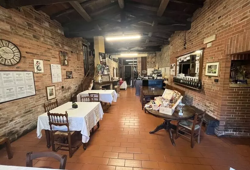 Hotelli Agriturismo Poggio Ciliegio