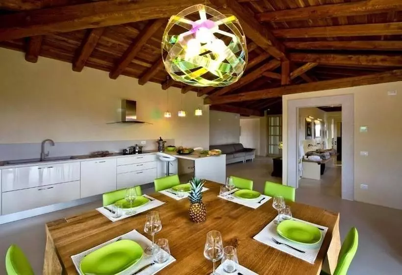 ホテル Agriturismo Pratello
