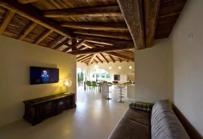 ホテル Agriturismo Pratello