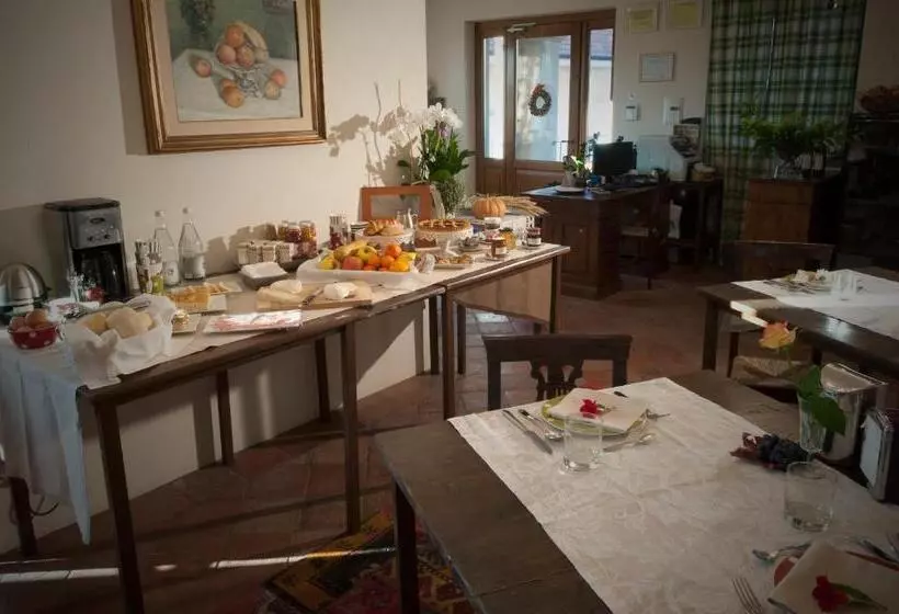 ホテル Agriturismo Rivella