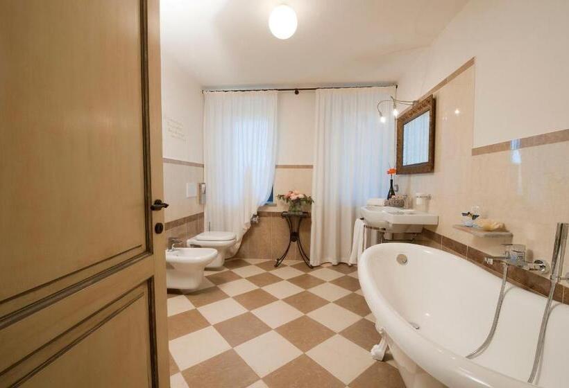 Отель Agriturismo Rivella