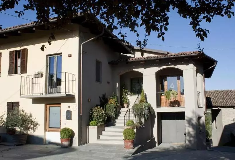 ホテル Agriturismo Rivella