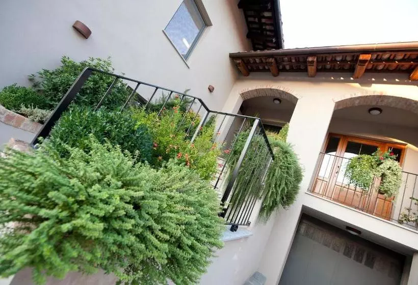 ホテル Agriturismo Rivella