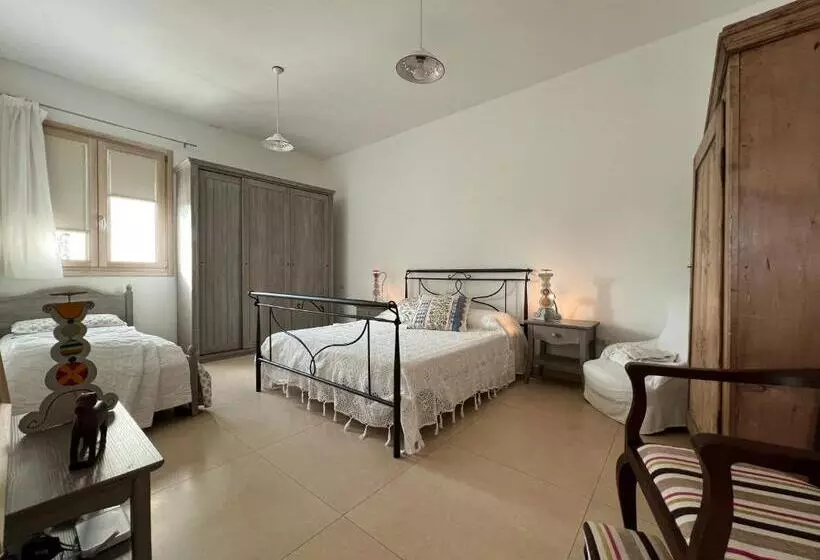 Hotelli Agriturismo Spirdo