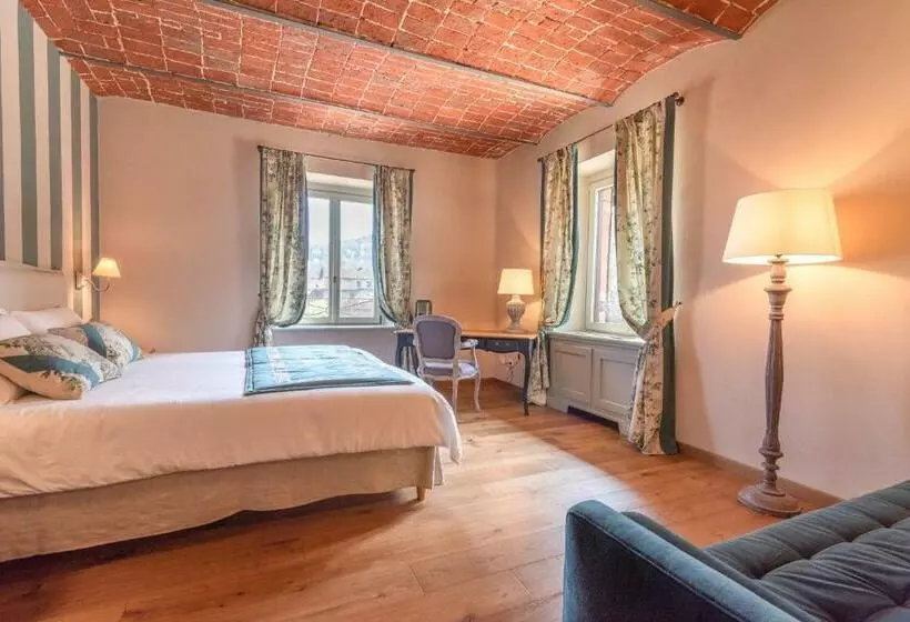 Hotelli Marchesi Incisa Winery Lodge