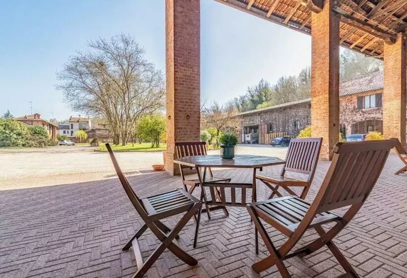 Hotelli Marchesi Incisa Winery Lodge