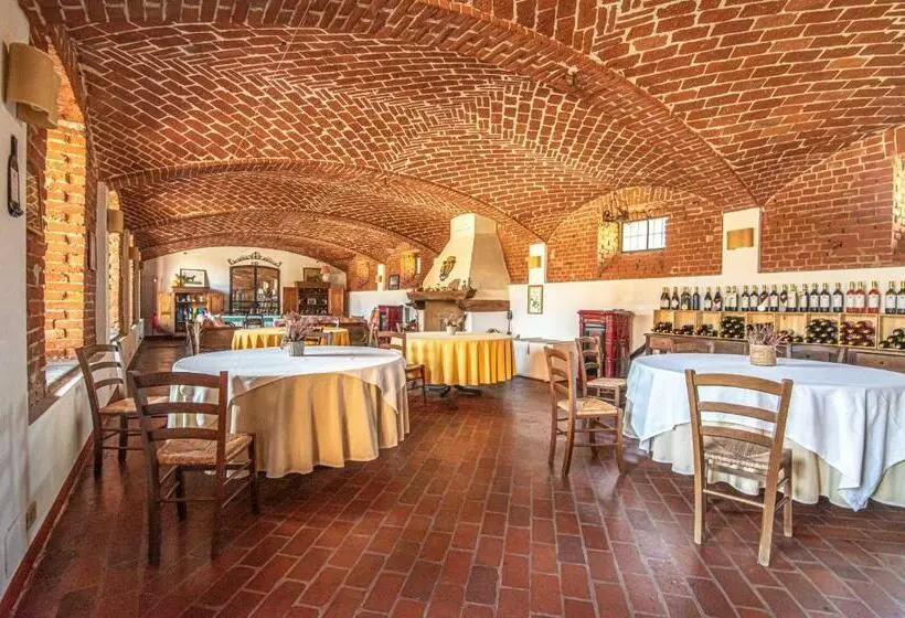 Hotelli Marchesi Incisa Winery Lodge