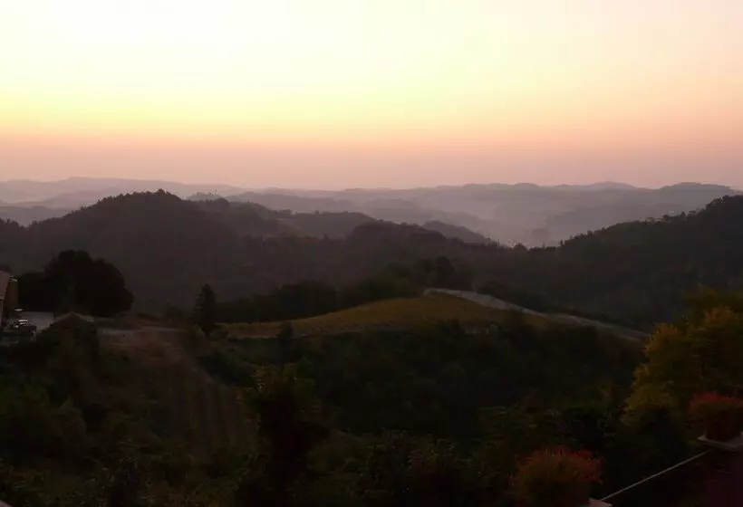 Hotelli Tenuta Tenaglia