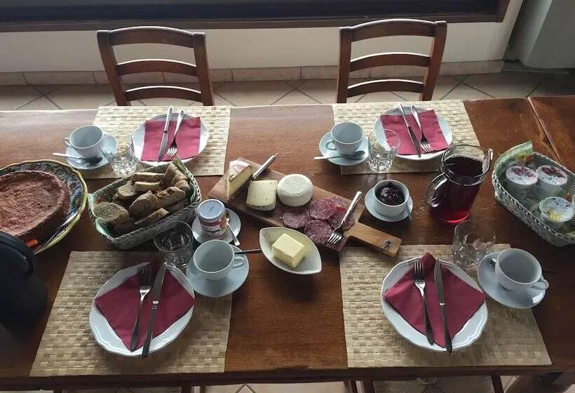 Hotelli Tenuta Tenaglia