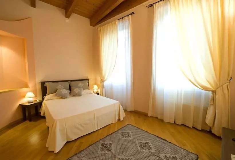 ペンション Piazza Azuni 18 Guest House