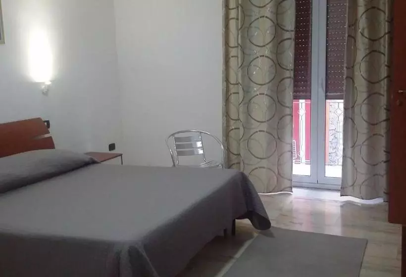 ペンション Sicily Guest House