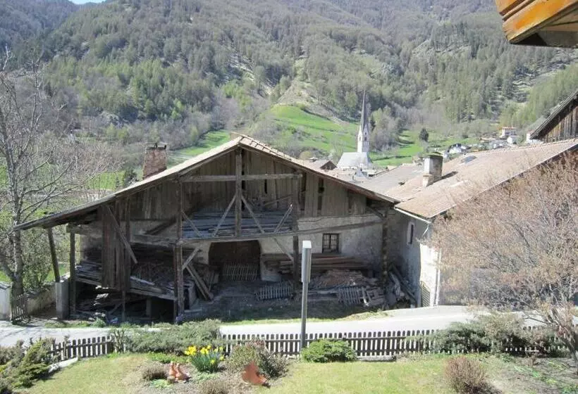 Aparthotel Garni Haus Hubertus